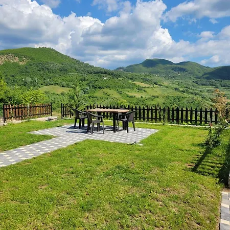 Bujtina Qosja Dom wakacyjny Elbasan